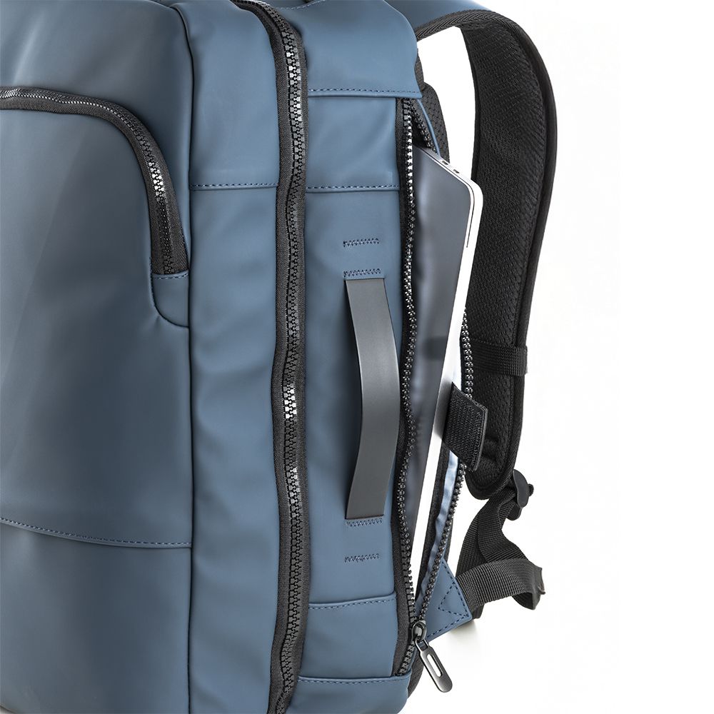SAC A DOS PORTE • CAP10