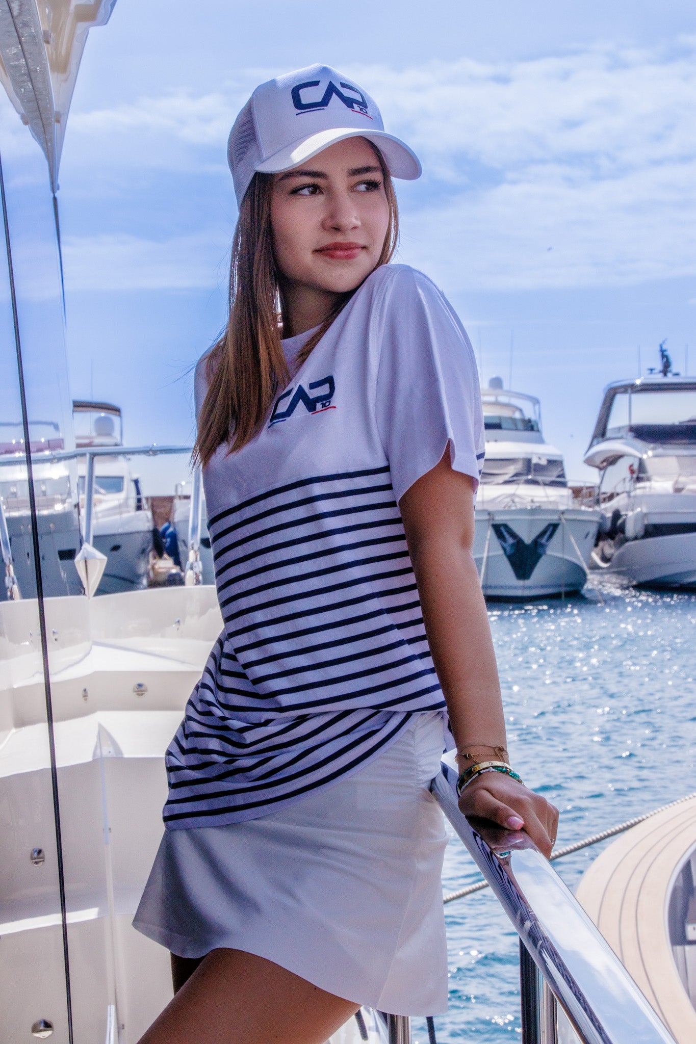 MARINIÈRE ATLANTIQUE - MANCHES COURTES FEMME • CAP10