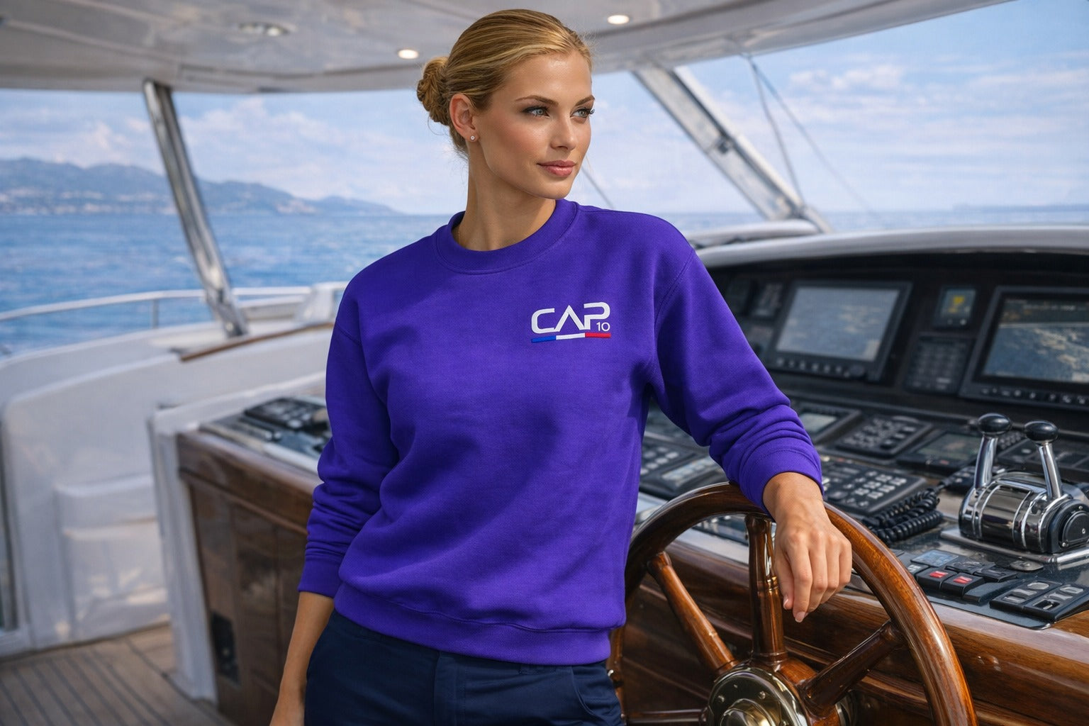 SWEAT FEMME • CAP10